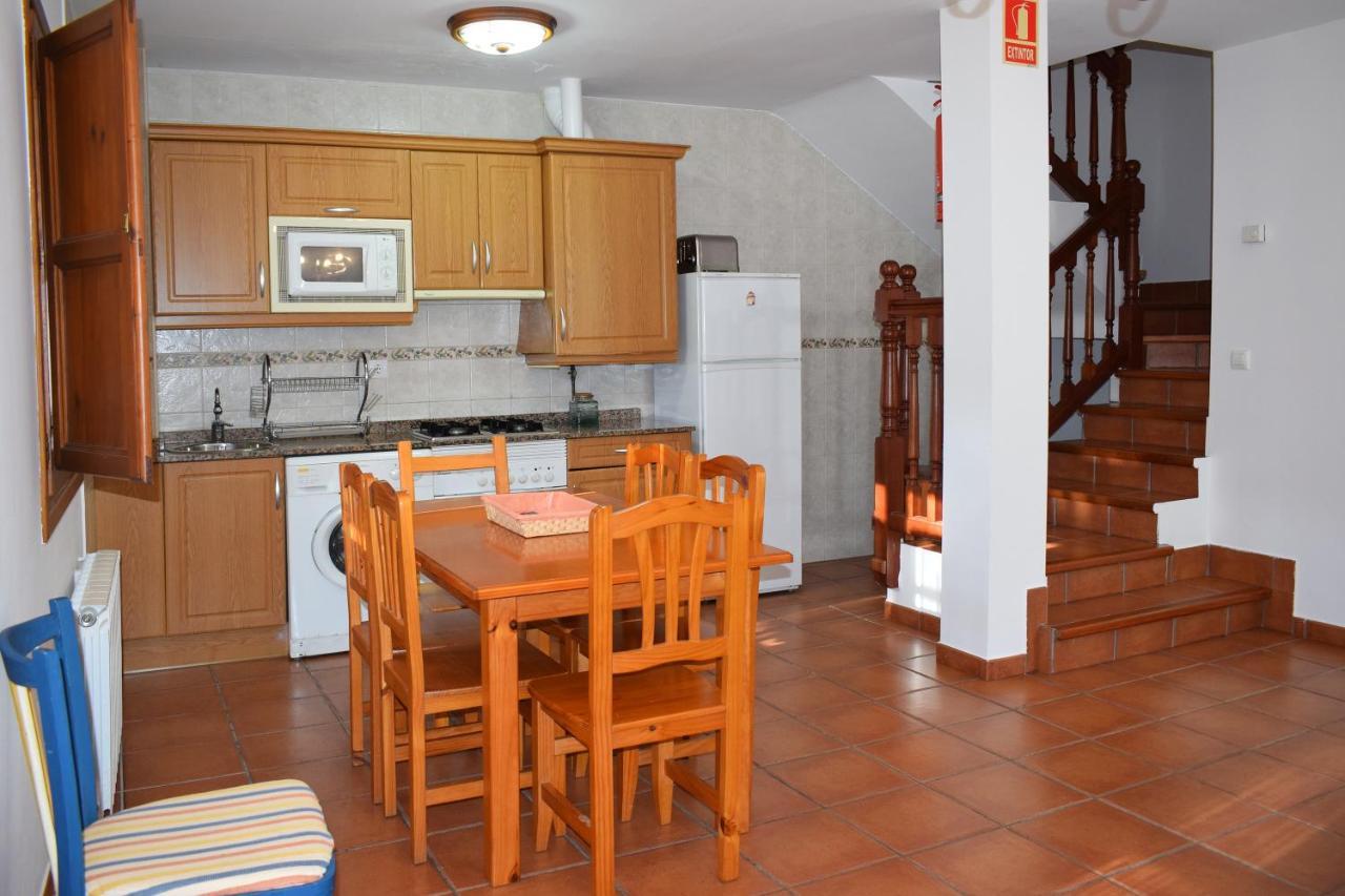Apartamentos Rurales La Taberna Matienzo Exterior photo