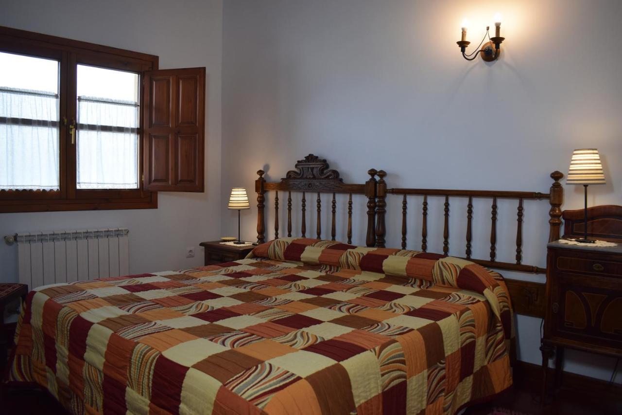 Apartamentos Rurales La Taberna Matienzo Exterior photo