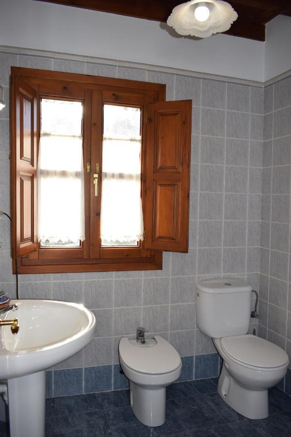 Apartamentos Rurales La Taberna Matienzo Exterior photo